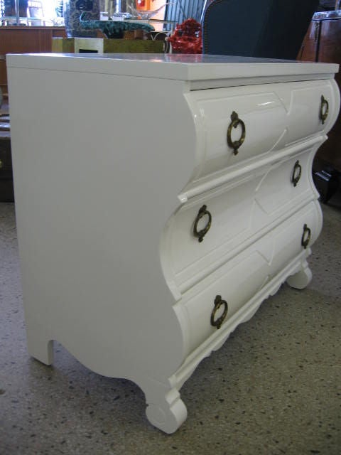 Pair of White Lacquered chest of drawers