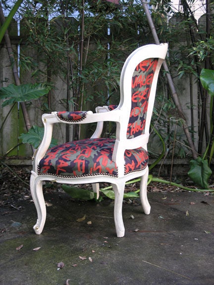 20th Century Louis the Fifteenth 'The Declaration of Independence' Chair For Sale