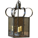 Three cluster lantern with triangle base