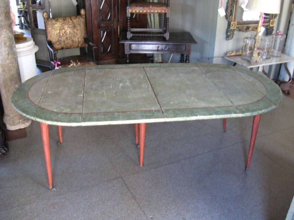 Louis XVI Dining Table In Good Condition For Sale In Houston, TX