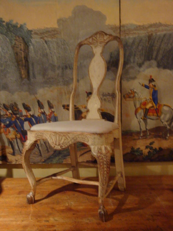 Set of Six Period Painted Chairs. Beautufully Carved and Delicately Scaled. Linen Over Horsehair Drop in Seats