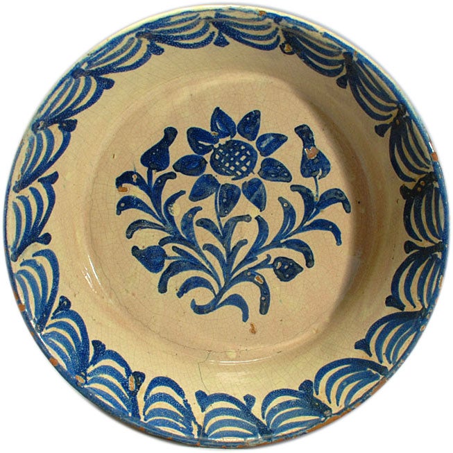 ANTIQUE SPANISH BLUE ON WHITE GRANADINO FUENTE CHARGER