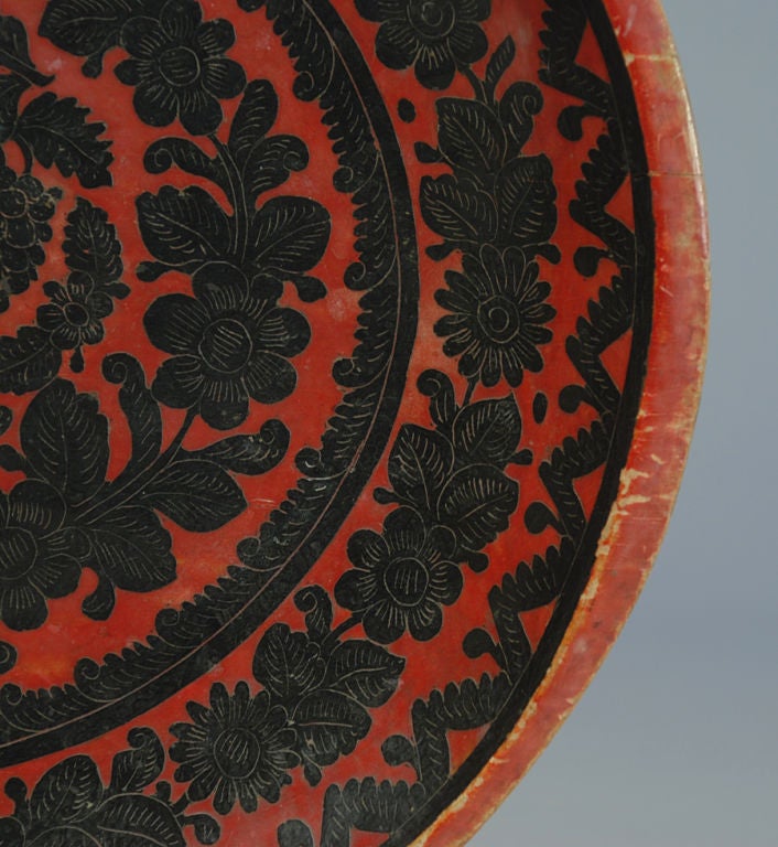 Large Graphic Mexican Incised Lacquer Batea - Olinala In Excellent Condition In San Francisco, CA