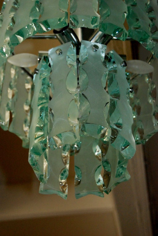 Mid-Century Modern 1960s Italian Chandelier Style of Max Ingrand For Sale