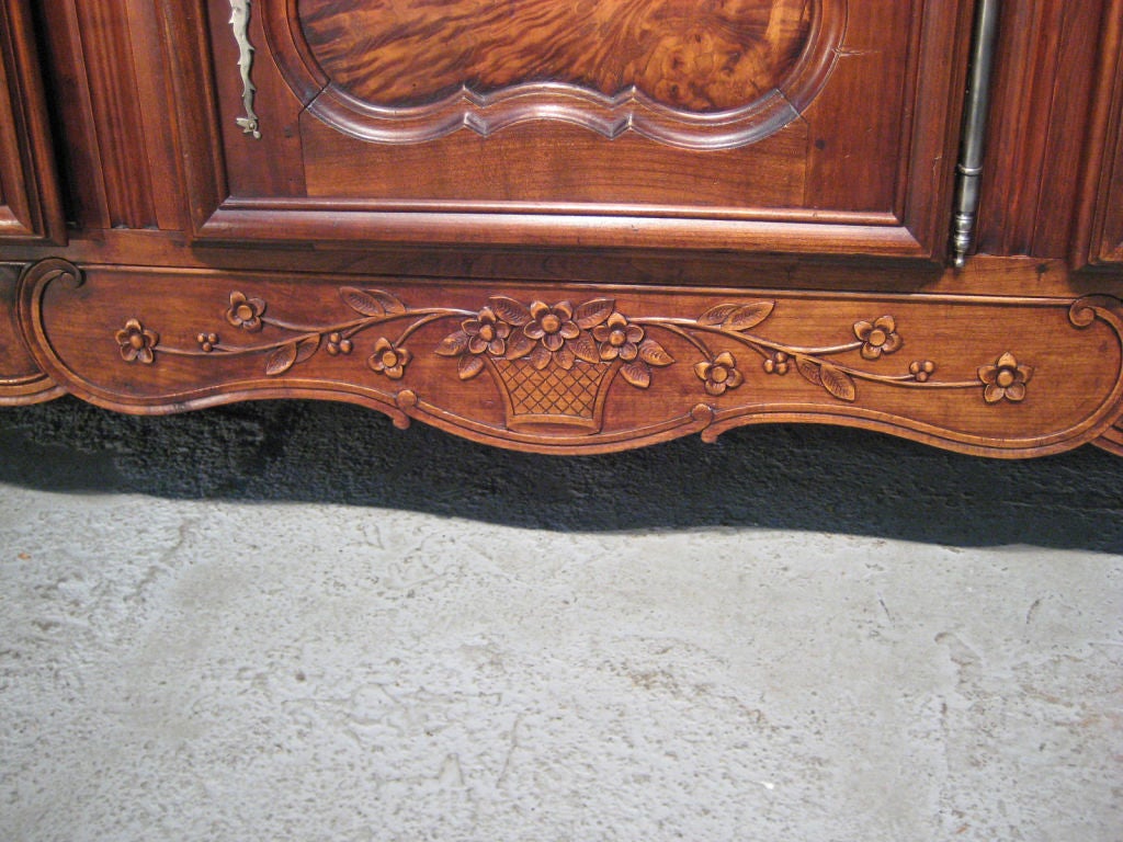 French  Louis XV Country Vaisellier or Hutch 1
