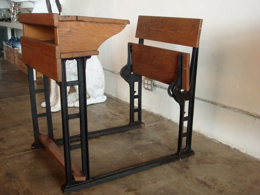 1900 school desk