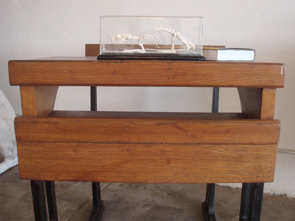 1800 school desk