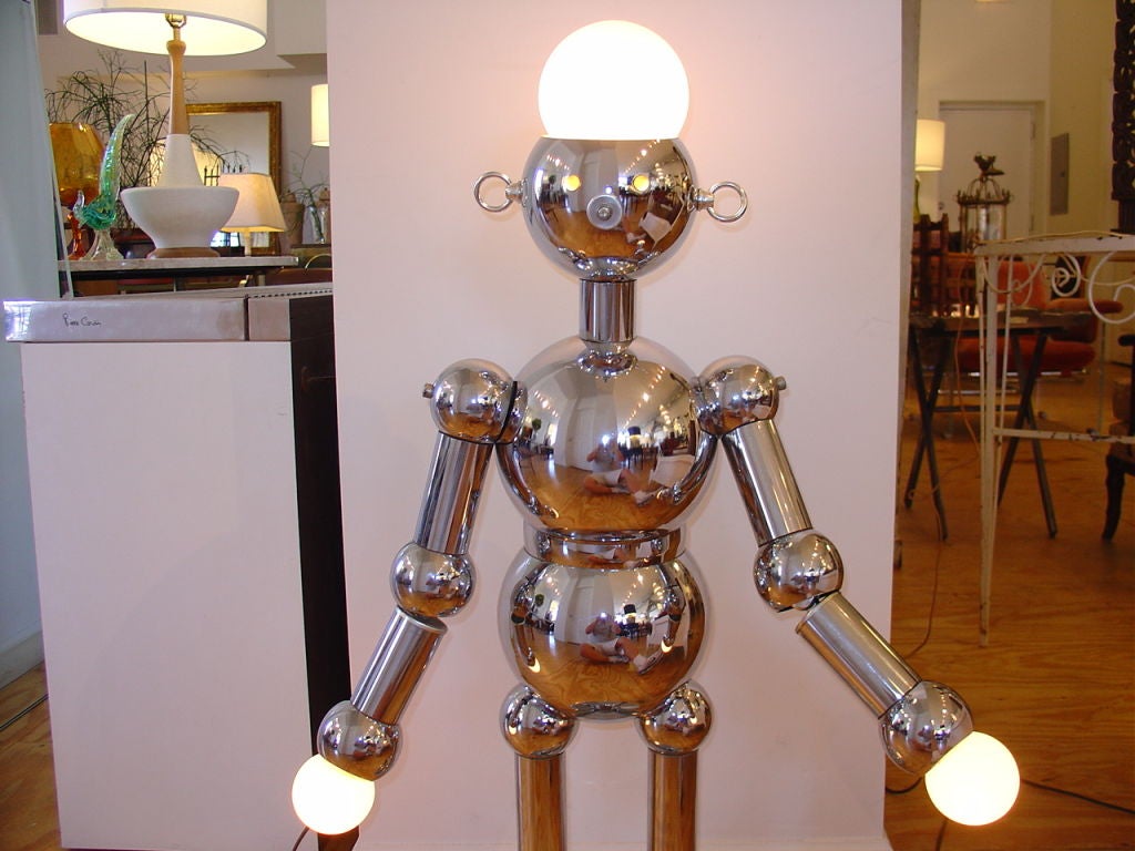 Torino  Chrome Robot Light In Good Condition In Chicago, IL