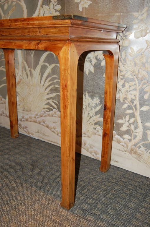 Chinese 17th-18th Century Wine Table For Sale 2