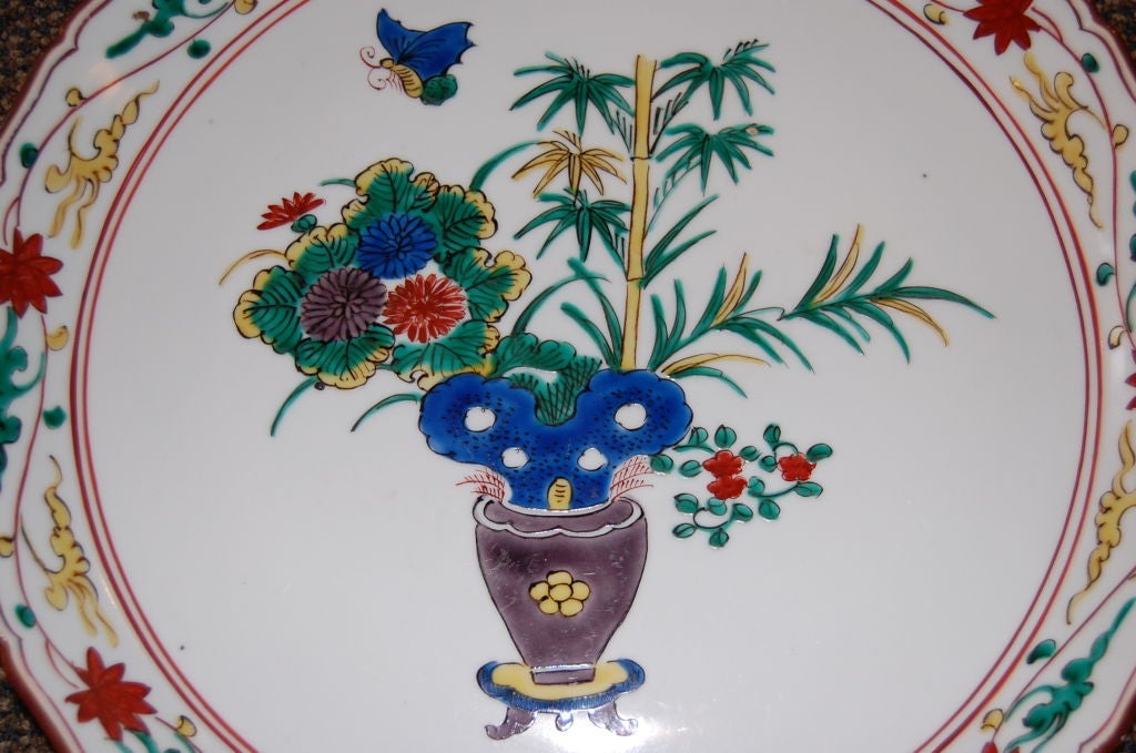 Japanese Kutani charger from the Meiji Period