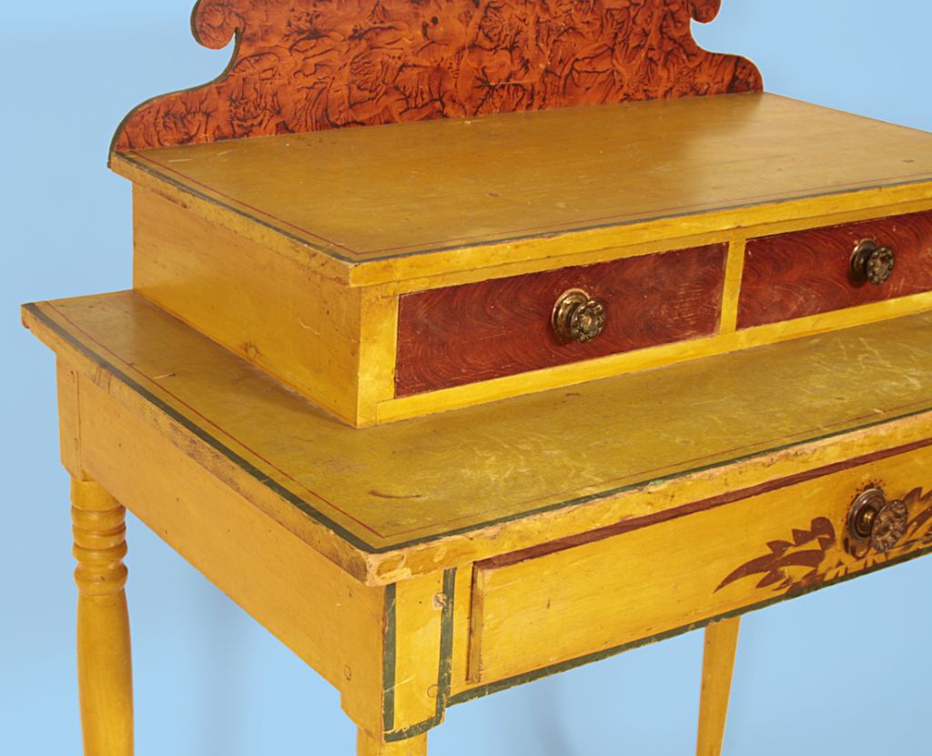 PaintDecorated New England Dressing Table in Chrome Yellow, 18201830