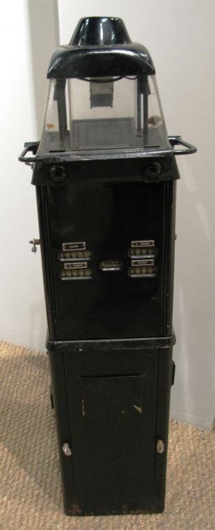 Vintage Fare Machine In Distressed Condition In San Francisco, CA