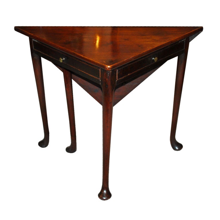 Small folding Envelope sidetable