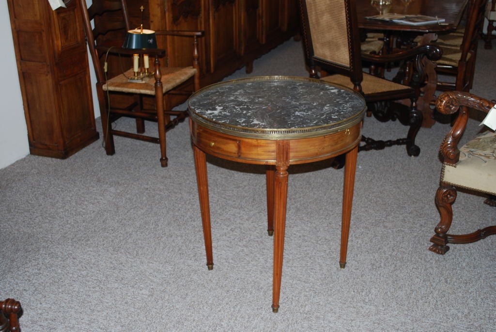 French mahogany Bouillte table