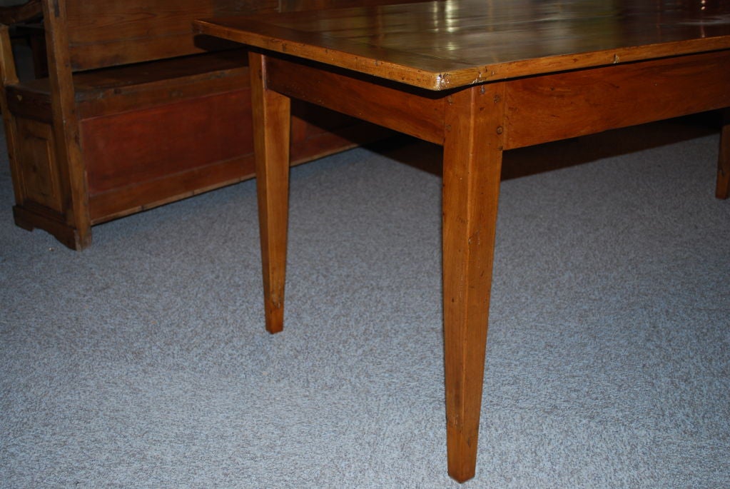 French cherrywood farm table For Sale 1