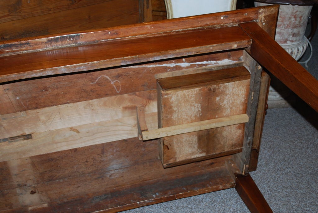 French cherrywood farm table For Sale 4