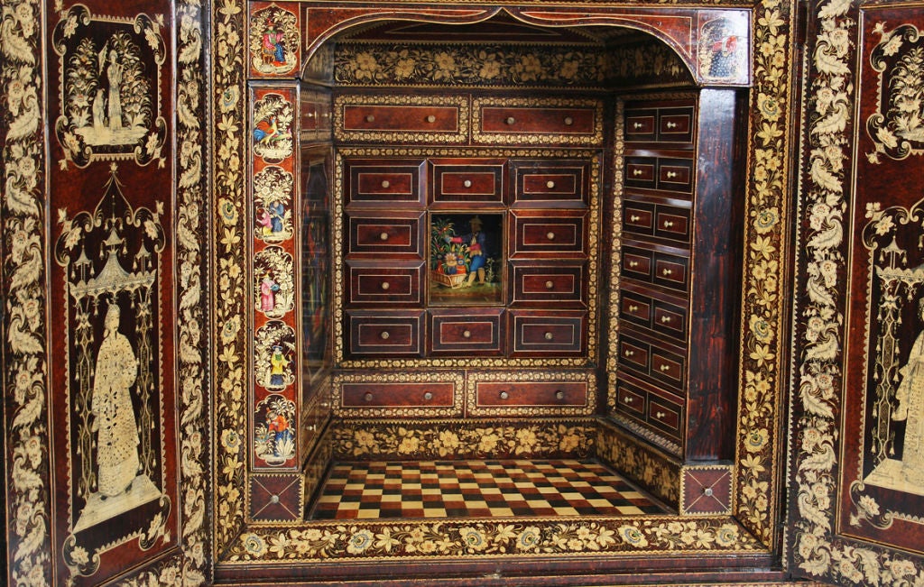 Regency Polychrome Penwork Chinoiserie Cabinet In Excellent Condition In New York, NY