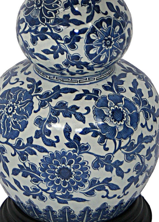 Pair of Chinese export lamps.