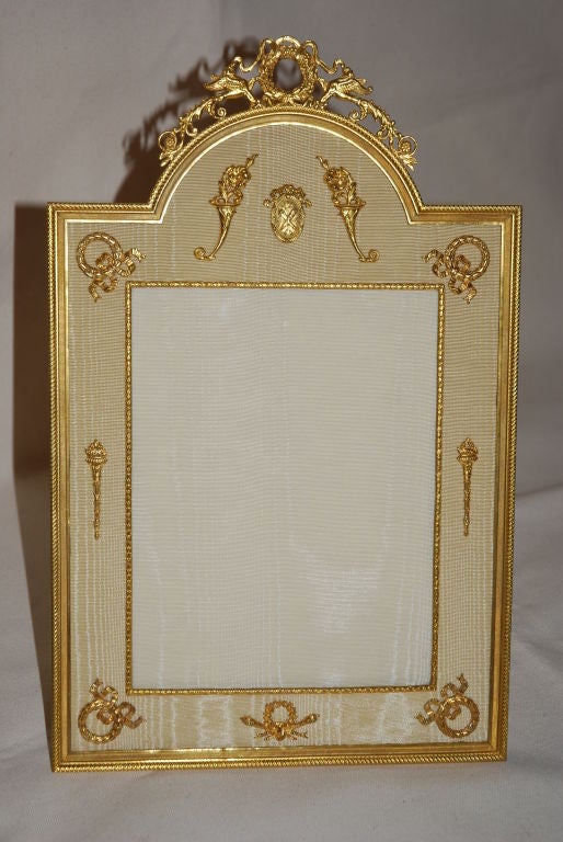 a collection of 19th century French gilt picture frames In Excellent Condition For Sale In Santa Barbara, CA