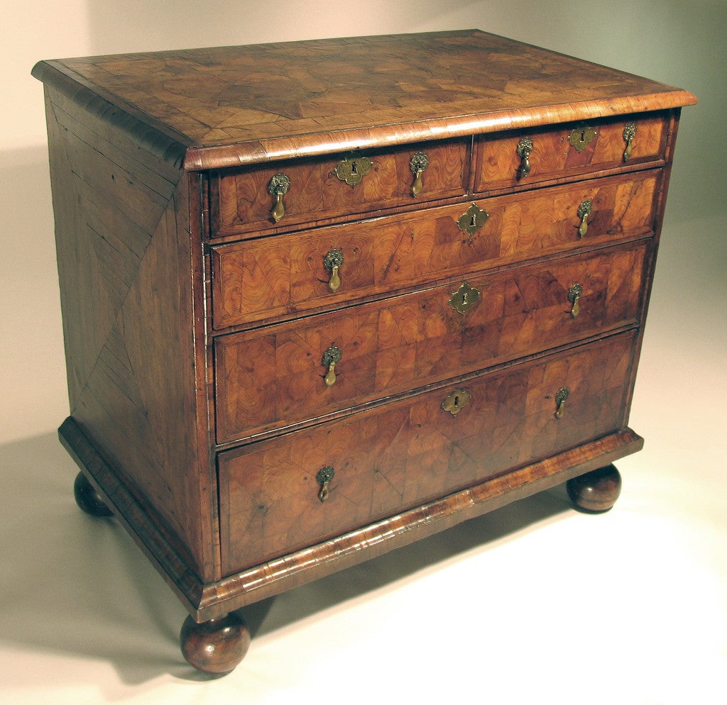 English Kingwood & Olivewood Oyster Veneered Chest of Drawers