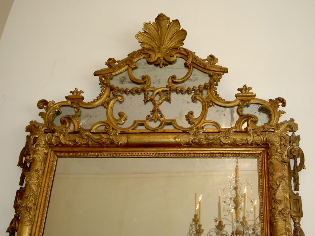 Italian An 18th century Venetian Wall Mirror For Sale