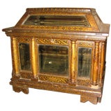 Early 17yth Century Italian (Venetian) Laquer box
