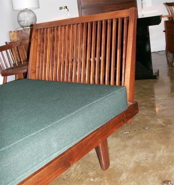 Mid-20th Century Exceptional George Nakashima Spindle Back Daybed For Sale
