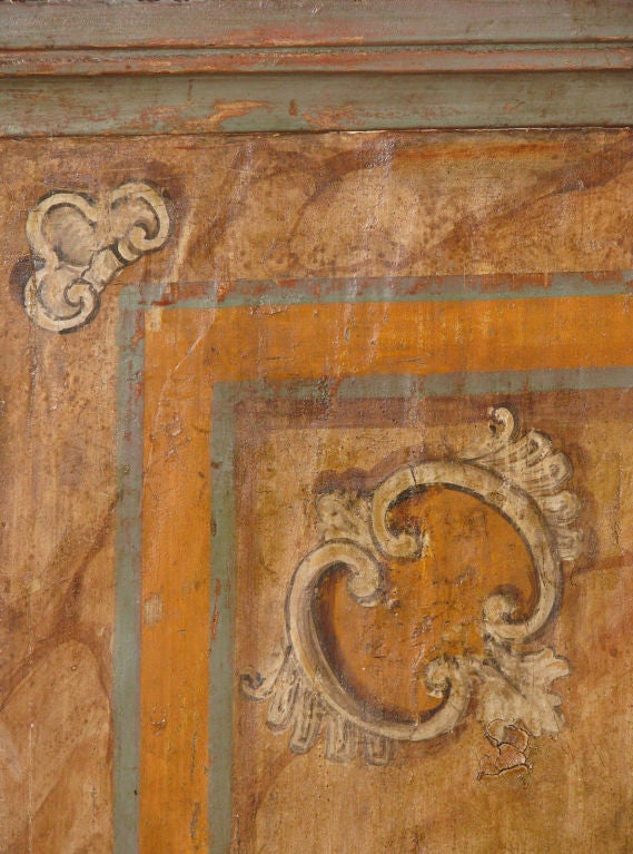 Italian 18th Century Baroque Painted and faux marbleized Credenza For Sale 4