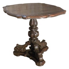 Table centrale baroque italienne du début du XVIIIe siècle en noyer