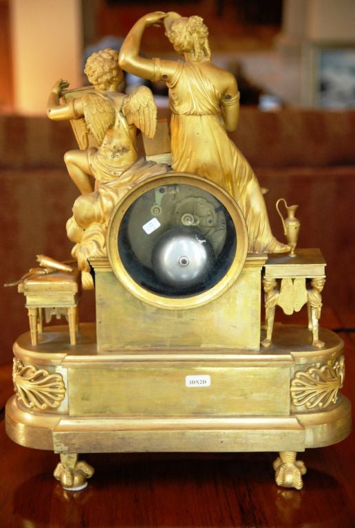 Early 19th Century French Gilt Bronze Mantel Clock For Sale 6