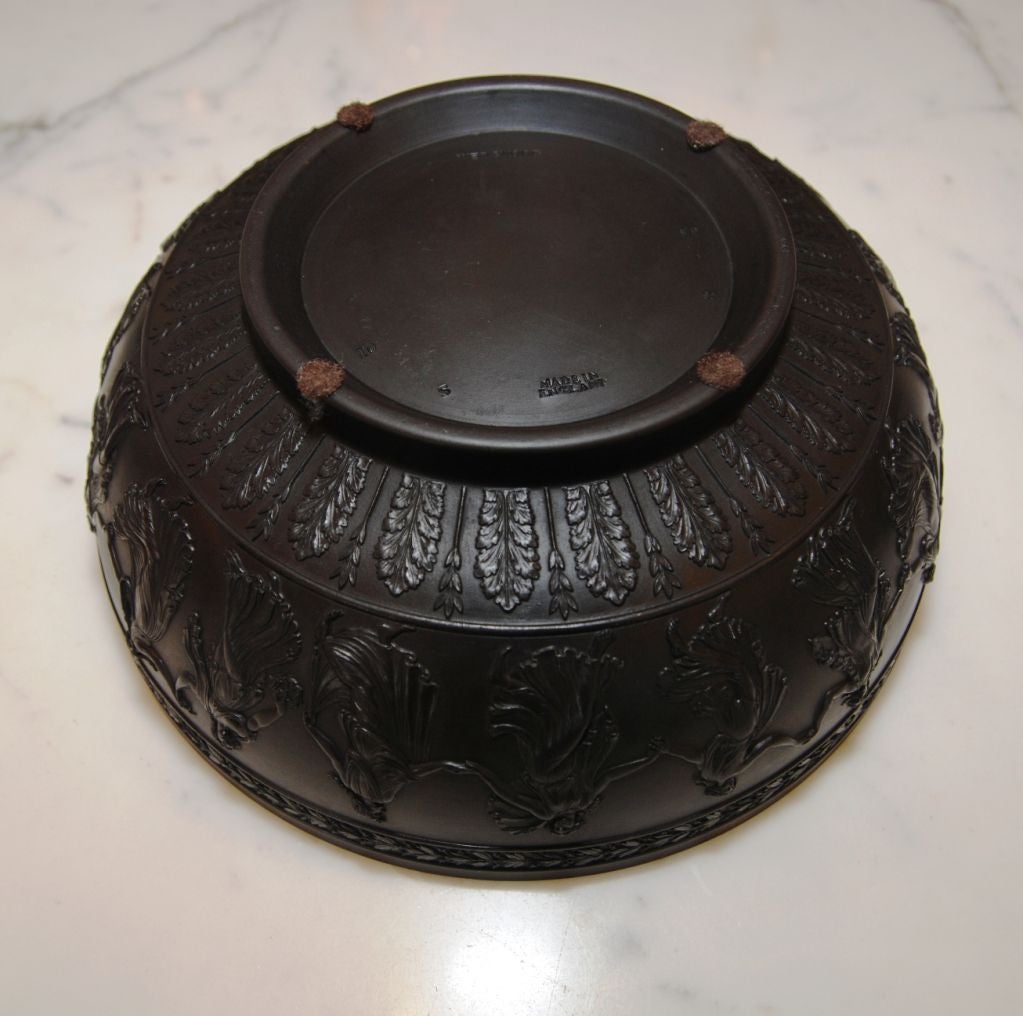 20th Century Pair of Vintage Wedgwood Black Basalt Jasperware Bowls For Sale