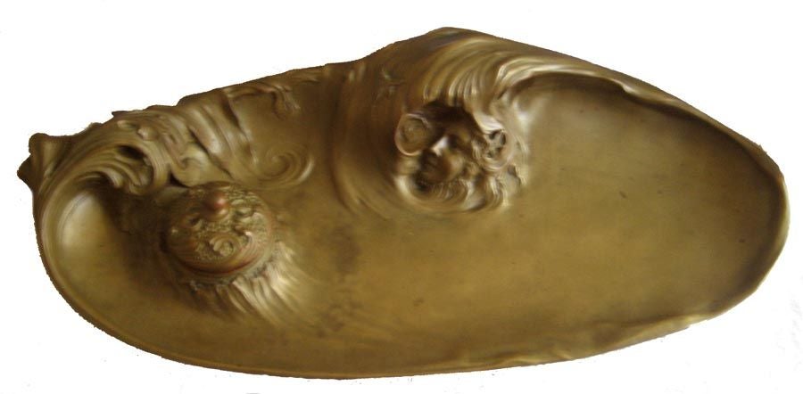 19th Century Large French Art Nouveau bronze Ink-well By Louchet 1
