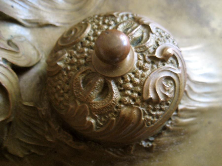 19th Century Large French Art Nouveau bronze Ink-well By Louchet 2