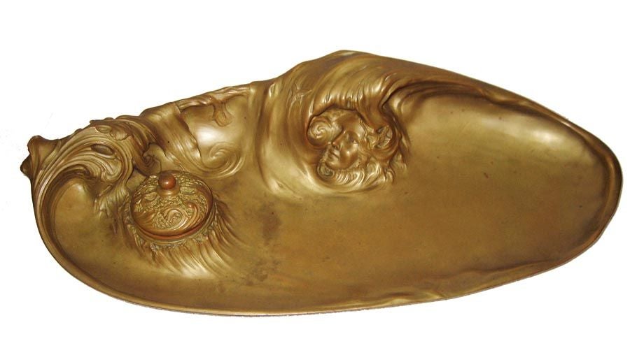 19th Century Large French Art Nouveau bronze Ink-well By Louchet 3
