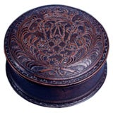 Antique Cherry wood (bois de Sainte Lucie) toilette box ( boîte ronde)