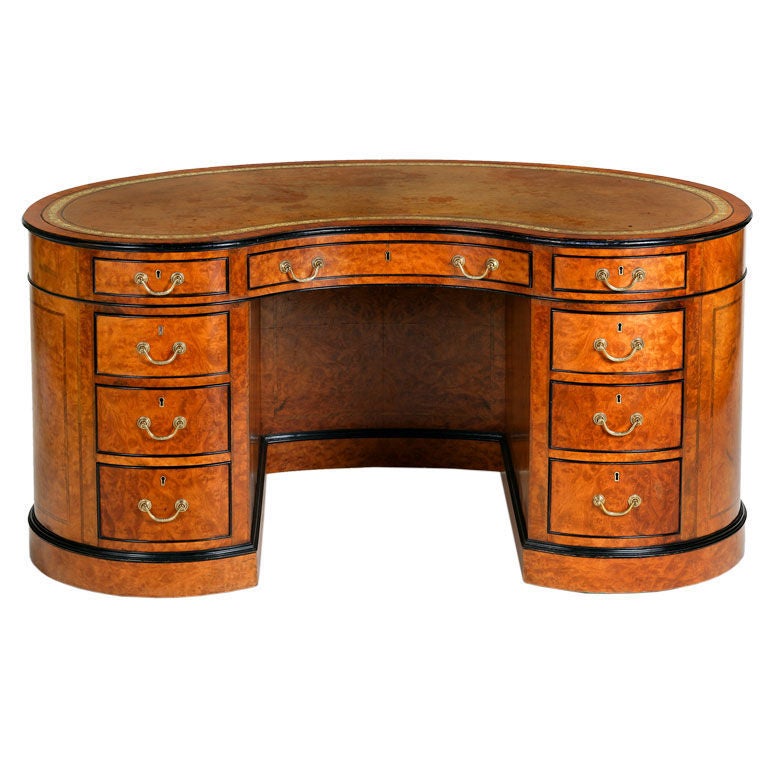 Fine 19th Century Burr Walnut and Ebonized Kidney-Shaped Desk For Sale