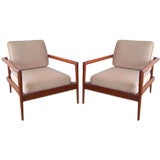 Vintage Paul McCobb Preictor Linear Lounge Chairs.