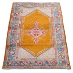 Angora Oushak Rug with Saffron Yellow Field 5