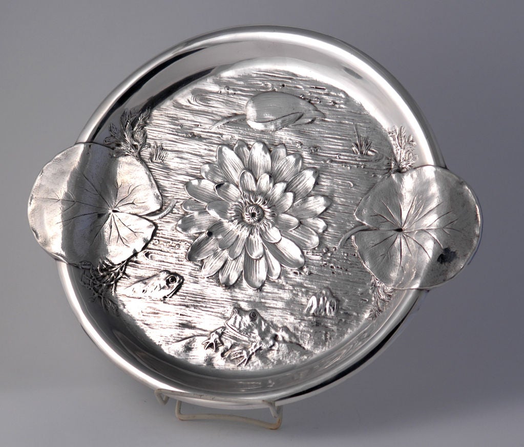 REED & BARTON SILVERPLATE FROG LILYPAD WATER MOTIF TRAY In Excellent Condition In New York, NY