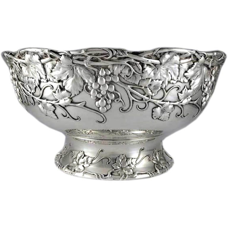 ANTIQUE WHITING 1890 STERLING SILVER PUNCH BOWL 134oz GRAPES