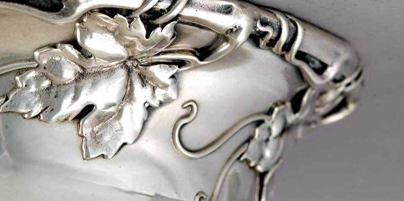 American ANTIQUE WHITING 1890 STERLING SILVER PUNCH BOWL 134oz GRAPES