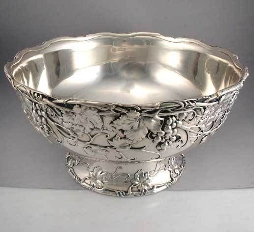 19th Century ANTIQUE WHITING 1890 STERLING SILVER PUNCH BOWL 134oz GRAPES