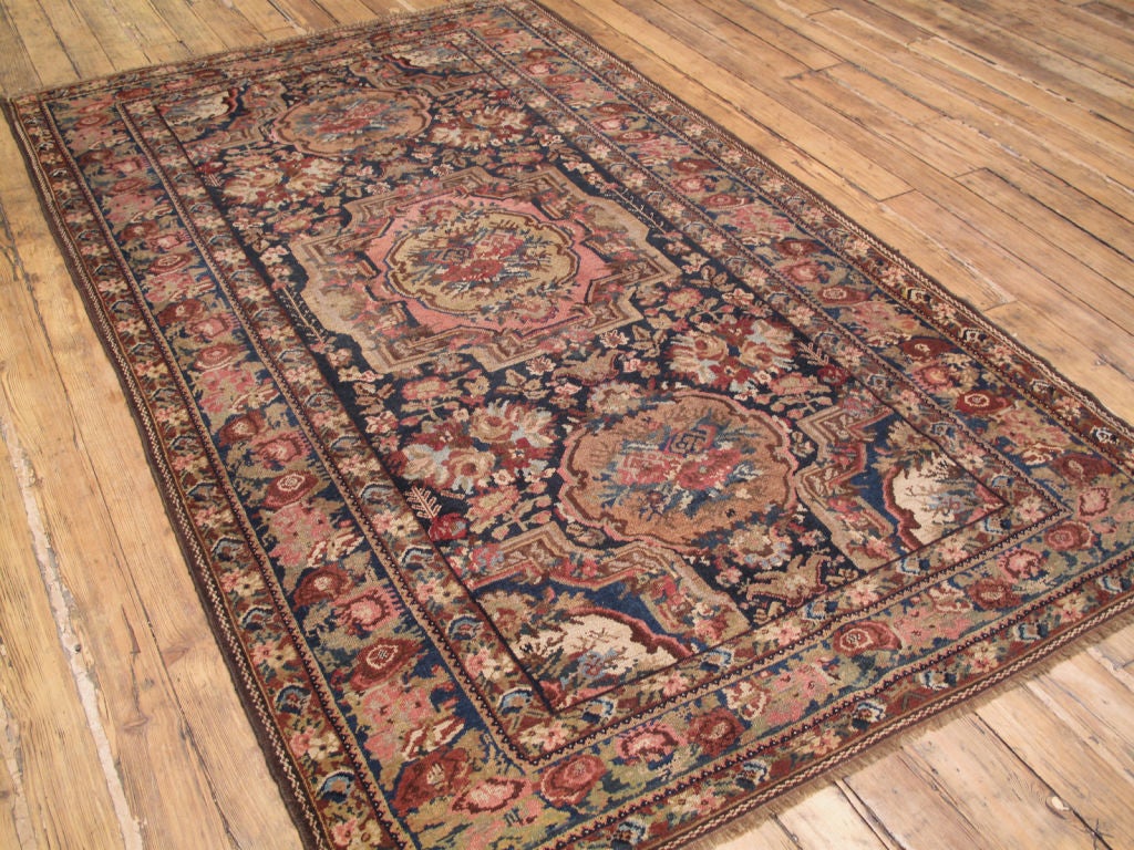 Antique "Gol Farang" Rug