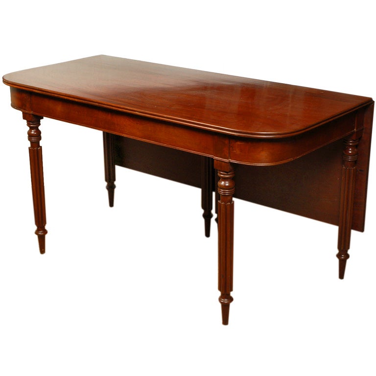 American Sheraton two part mahogany banquet table For Sale