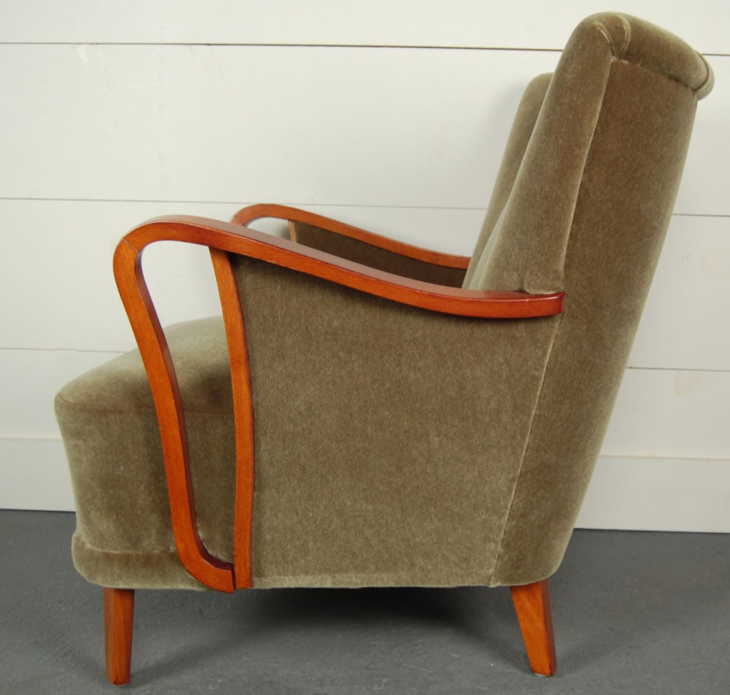 Pair of Swedish Art Deco Moderne Club Chairs 2
