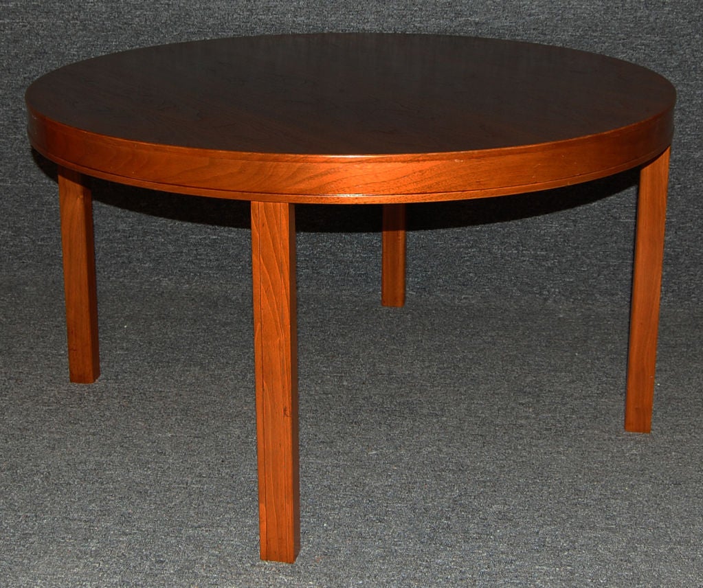 20th Century Swedish Modern Round Walnut End or Coffee Table by Carl Malmsten For Sale