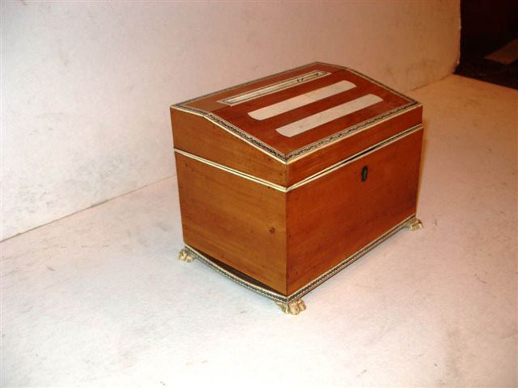 Inlaid Rent Box with Paw Feet and Lock