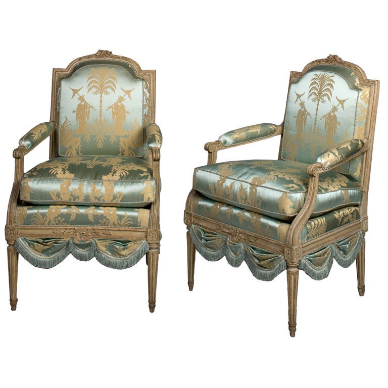 French Louis XVI Period, Painted, Beechwood Fauteuils For Sale