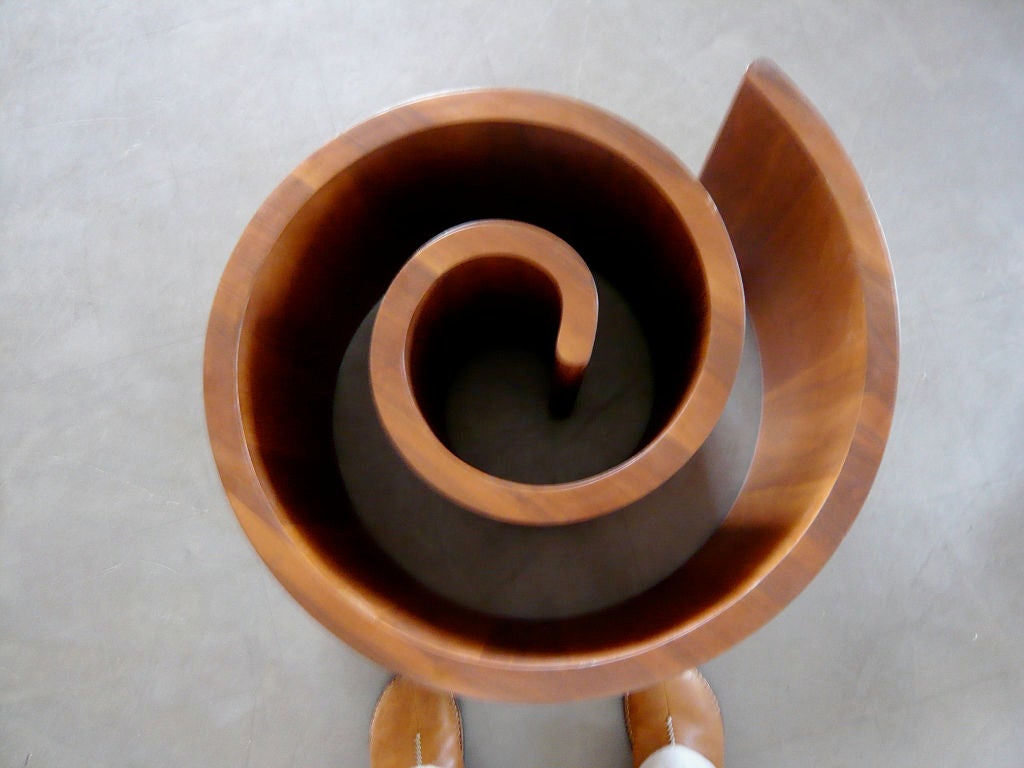 Unique design concept by Kagan.Glass and base are in excellent condition.