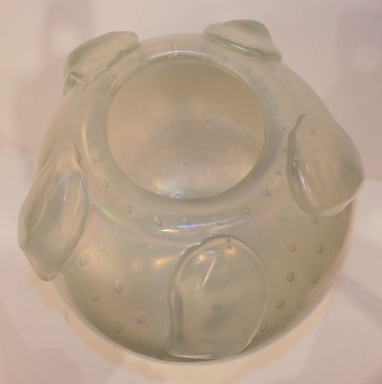 Mid-20th Century Italian Murano Glass Vase Attributed to Seguso Viro